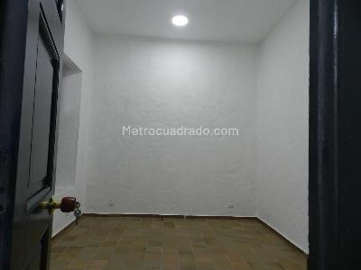 Casa de 5 alcobas en venta en La Merced, Cali, 682 m² · foto 8 de 19