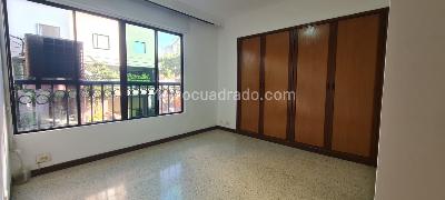 Apartamento de 1 alcoba en venta en Antejardin, Cali, 35 m² · foto 4 de 8