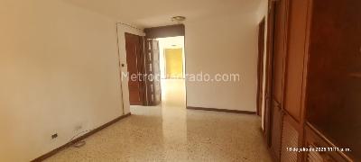 Apartamento de 3 alcobas en venta en Portal De La Flora Ii, Cali, 98 m² · foto 13 de 18
