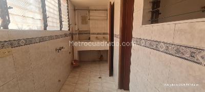 Apartamento de 3 alcobas en venta en Portal De La Flora Ii, Cali, 98 m² · foto 15 de 18
