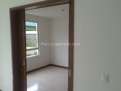 Apartamento en venta en El Refugio, Cali · foto 4 de 7