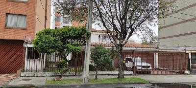Casa de 5 alcobas en venta en Chico Navarra, Bogotá, 454 m² · foto 16 de 20