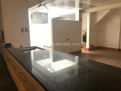 Casa de 5 alcobas en venta en Chapinero Alto Emaus, Bogotá, 400 m² · foto 4 de 20