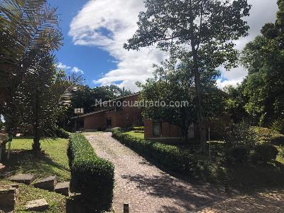 Casa de 3 alcobas en venta en Torca, Bogotá, 450 m² · foto 11 de 19