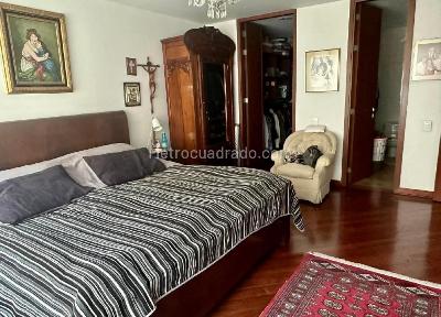 Apartamento en venta en Las Rosales, Bogotá · foto 11 de 18