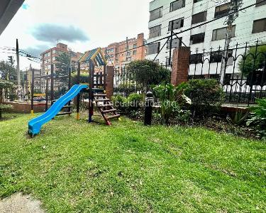 Apartamento en venta en Las Rosales, Bogotá · foto 17 de 18