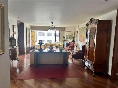 Apartamento en venta en Las Rosales, Bogotá · foto 3 de 18