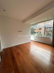Apartamento en venta en Los Rosales, Bogotá · foto 6 de 19