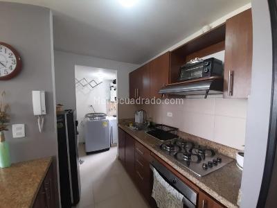 Apartamento de 3 alcobas en venta en Na, Mosquera, 70 m² · foto 13 de 20
