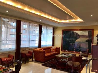 Apartamento de 5 alcobas en venta en La Carolina, Bogotá, 377 m² · foto 3 de 20