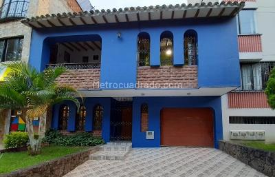 Casas en Venta en Los Colores, Medellín - Vivienda Nueva y Usada