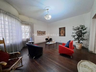 Casa de 5 alcobas en venta en Prado, Medellín, 367 m² · foto 3 de 20