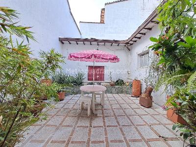 Casa de 5 alcobas en venta en Prado, Medellín, 367 m² · foto 8 de 20