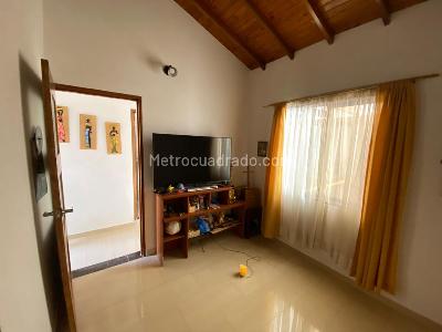 Casa de 3 alcobas en venta en El Carretero, Rionegro, 140 m² · foto 8 de 14