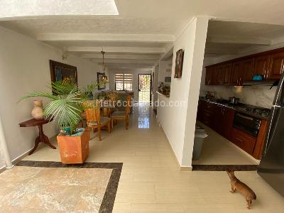 Casa de 3 alcobas en venta en El Carretero, Rionegro, 140 m² · foto 10 de 14