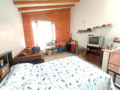 Casa de 4 alcobas en venta en El Porvenir, Rionegro, 110 m² · foto 2 de 18