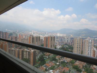Apartamento de 2 alcobas en venta en Loma De San Jose, Sabaneta, 56 m² · foto 17 de 20