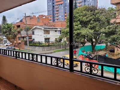 Casa de 5 alcobas en venta en La Castellana, Medellín, 362 m² · foto 14 de 20