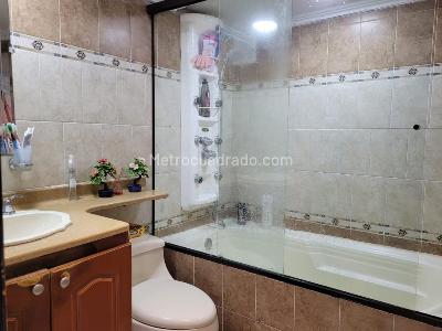 Casa de 5 alcobas en venta en La Castellana, Medellín, 362 m² · foto 20 de 20