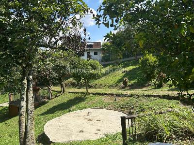 Casa de 5 alcobas en arriendo en Robledo, Medellín · foto 7 de 20