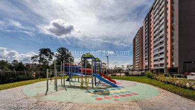 Apartamento de 2 alcobas en venta en San Antonio De Pereira, Rionegro, 67 m² · foto 13 de 17