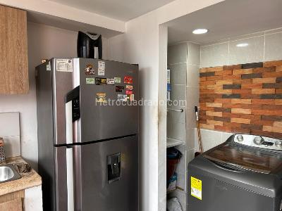 Apartamento de 3 alcobas en venta en Maria Auxiliadora, Sabaneta, 52 m² · foto 6 de 12