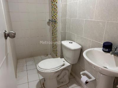 Apartamento de 3 alcobas en venta en Maria Auxiliadora, Sabaneta, 52 m² · foto 8 de 12