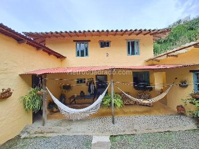 Casa de 5 alcobas en venta en San Cristobal, Medellín, 200 m² · foto 2 de 20