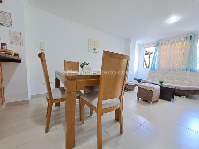 Apartamento Amoblado de 3 Alcobas en Belén Rosales - 2