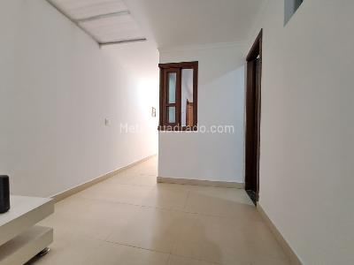 Apartamento de 3 alcobas en arriendo en Belen Rosales, Medellín, 80 m² · foto 7 de 19
