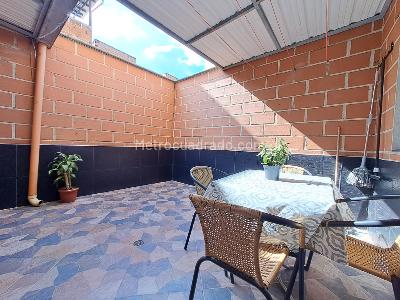 Apartamento de 3 alcobas en arriendo en Belen Rosales, Medellín, 80 m² · foto 15 de 19