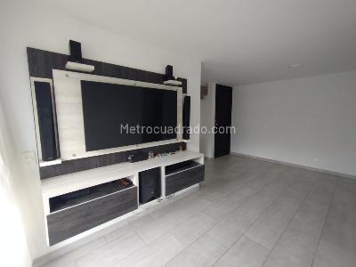 Apartamento de 3 alcobas en venta en San Antonio De Prado, Medellín, 56 m² · foto 3 de 20
