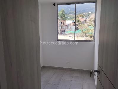 Apartamento de 3 alcobas en venta en San Antonio De Prado, Medellín, 56 m² · foto 11 de 20