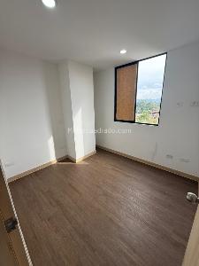 Apartamento de 3 alcobas en venta en San Antonio De Pereira, Rionegro, 66 m² · foto 3 de 15