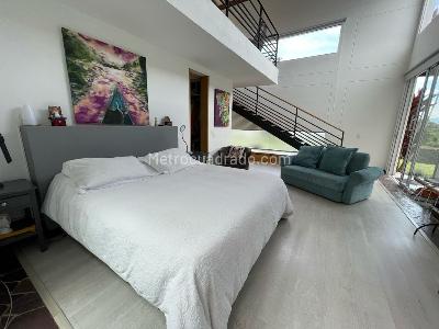Casa de 5 alcobas en arriendo en Parcelacion La Selva, Rionegro, 300 m² · foto 15 de 20