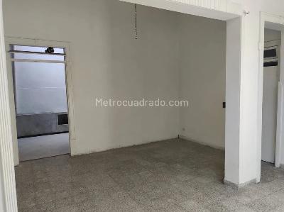 Casa de 5 alcobas en venta en Prado Centro, Medellín, 275 m² · foto 10 de 11