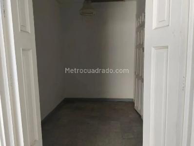 Casa de 5 alcobas en venta en Prado Centro, Medellín, 275 m² · foto 7 de 11