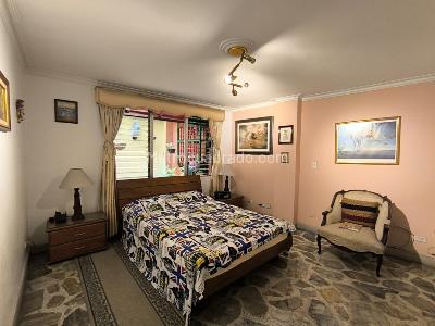 Apartamento de 3 alcobas en venta en Laureles, Medellín, 203 m² · foto 16 de 20