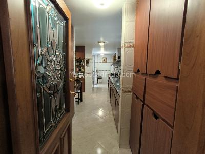 Apartamento de 3 alcobas en venta en Laureles, Medellín, 203 m² · foto 5 de 20