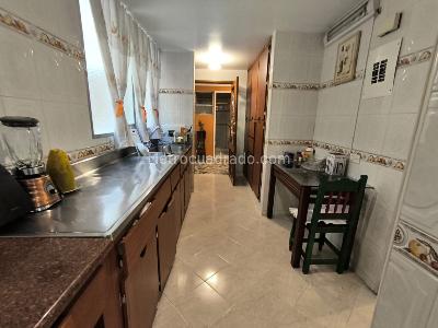 Apartamento de 3 alcobas en venta en Laureles, Medellín, 203 m² · foto 8 de 20