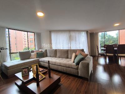 Apartamento de 4 alcobas en venta en El Poblado, Medellín, 140 m² · foto 3 de 16