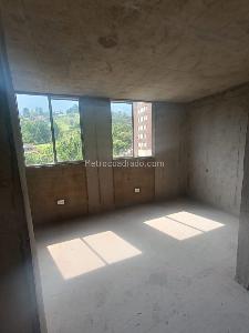 Apartamento en venta en San Antonio De Prado, Medellín · foto 2 de 12