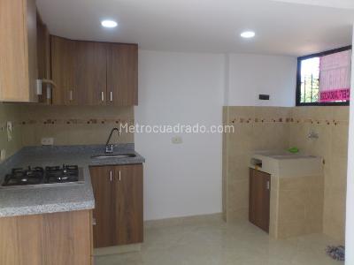 Apartamento en venta en San Jose, Itagüí · foto 2 de 7