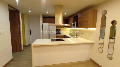 Apartaestudio en venta en El Poblado, Medellín, 79 m² · foto 3 de 13