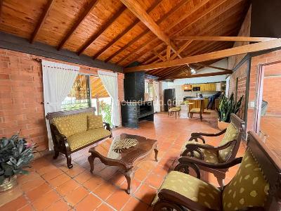 Casa de 4 alcobas en venta en Maria Auxiliadora, Sabaneta, 300 m² · foto 7 de 15