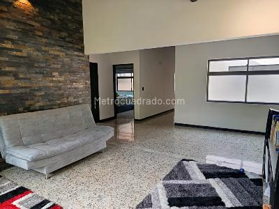 Apartamento en venta en Simon Bolivar, Medellín · foto 3 de 17