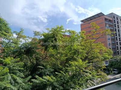 Apartamento en venta en Simon Bolivar, Medellín · foto 7 de 17