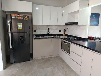 Apartamento en venta en Simon Bolivar, Medellín · foto 8 de 17