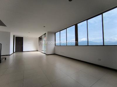 Apartamento de 4 alcobas en venta en Altos Del Poblado, Medellín, 163 m² · foto 2 de 20