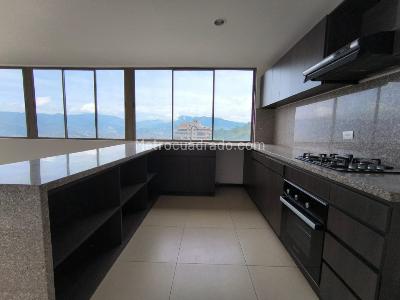 Apartamento de 4 alcobas en venta en Altos Del Poblado, Medellín, 163 m² · foto 9 de 20